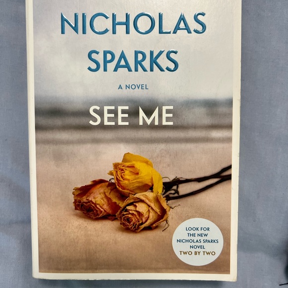 8- Historical fiction and award winner books. 8 book bundle. - Picture 11 of 16